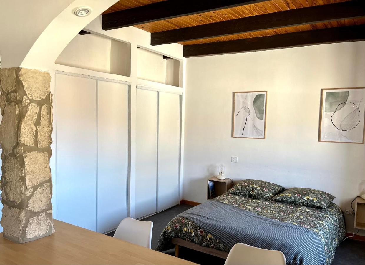 Studio De Charme Au Coeur De Valréas Dış mekan fotoğraf